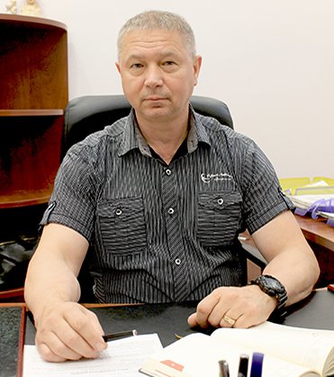керівник