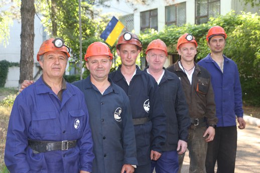 СЕМЕНУХА Ю., ШПИЛЬКА Д., МАЛЯРЧУК А., ІЛЬЧИШИН В., МАКСИМЕНКО А.,ДРОНОВ Ю., ЦАКОЄВ В.